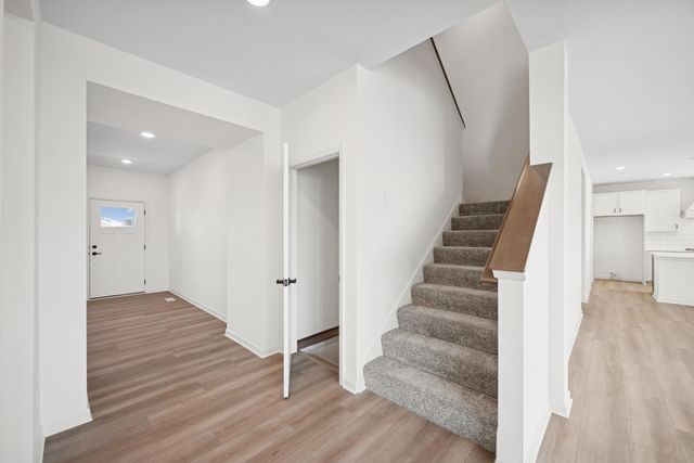 11645 Harbor Circle N, Dayton, MN 55369