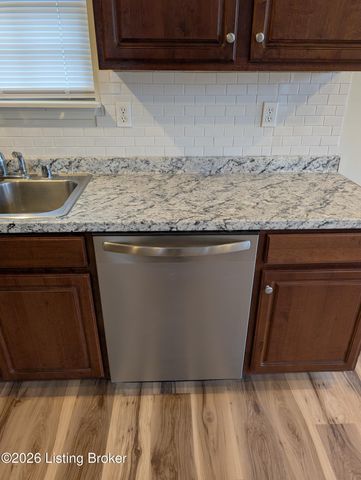 436 Hensley Rd, Shepherdsville, KY 40165