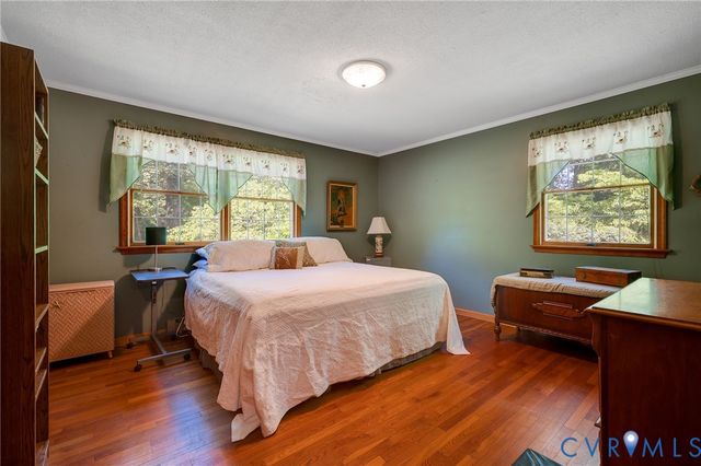 8315 King Dr, Disputanta, VA 23842