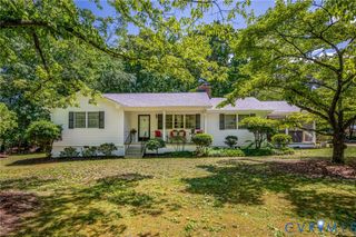 8315 King Dr, Disputanta, VA 23842