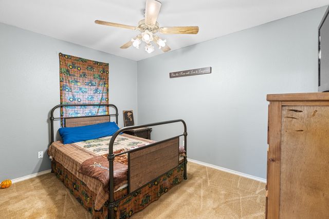 702 Aldridge Street, Commerce, TX 75428