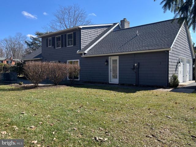 1451 NITTANY DRIVE, Chambersburg, PA 17202