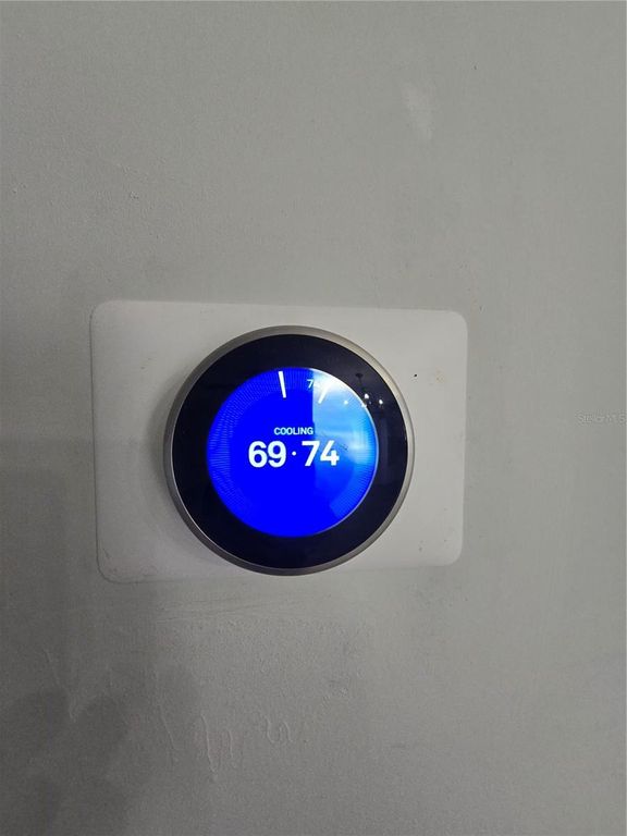 Image 21 of property listing at 14025 STAG HORN COURT, Astatula, FL 34705