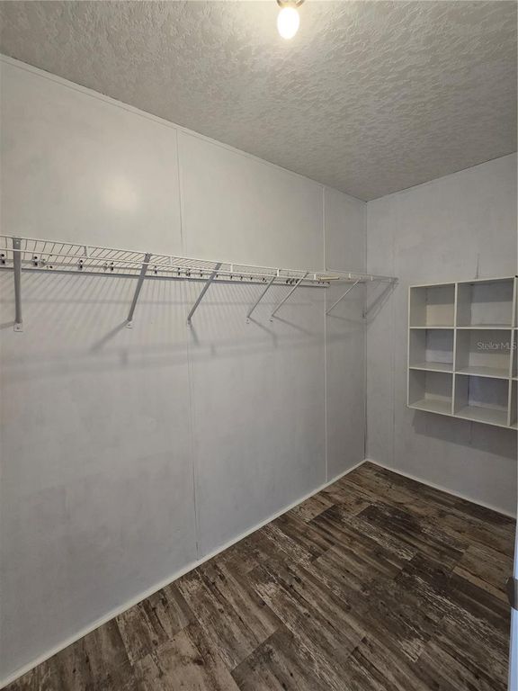 Image 28 of property listing at 14025 STAG HORN COURT, Astatula, FL 34705