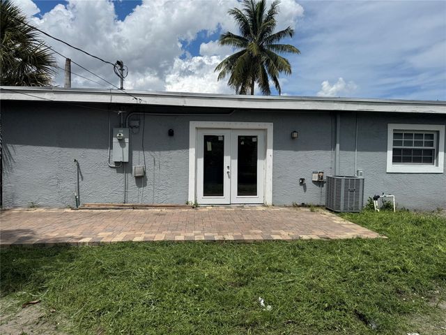 3012 NW 7th Court, Fort Lauderdale, FL 33311