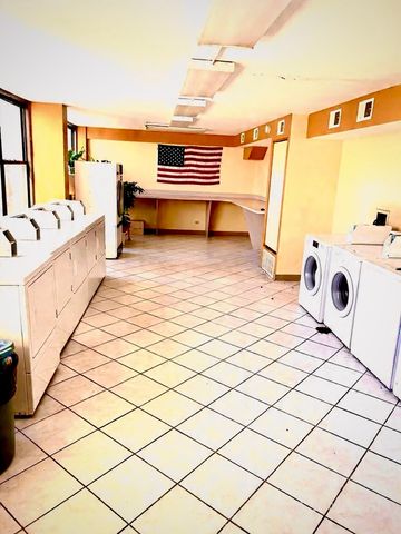 6701 S Crandon Avenue 9B, Chicago, IL 60649