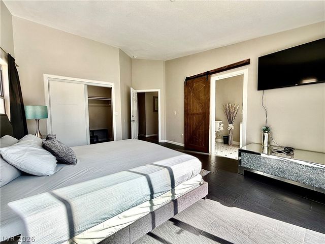 2033 Riderwood Avenue, North Las Vegas, NV 89032