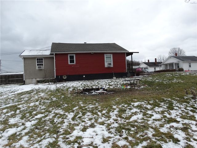 24 Hillman St, Fallowfield, PA 15314