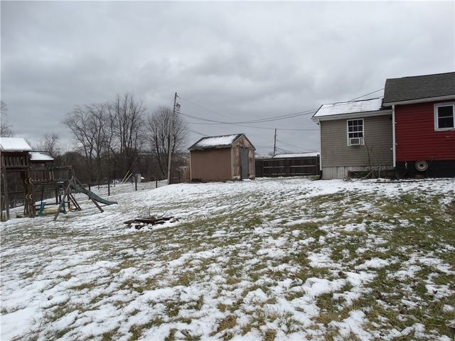 24 Hillman St, Fallowfield, PA 15314