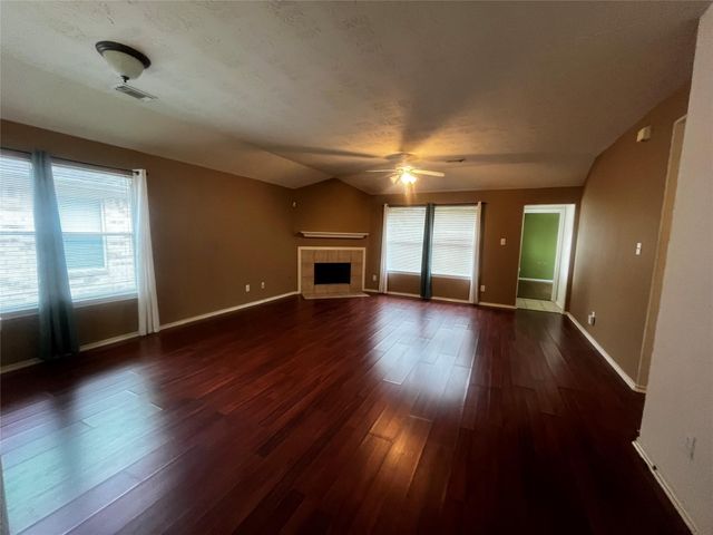 5508 Lilywood Ln, Rosharon, TX 77583