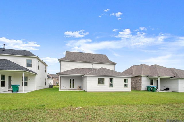 12051 Clare Ct, Geismar, LA 70734