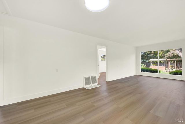 309 Hamilton Dr, Fairfield, CA 94533