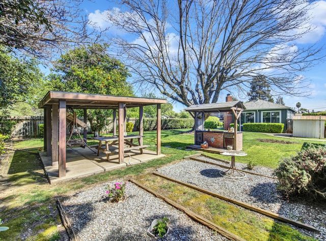 309 Hamilton Dr, Fairfield, CA 94533