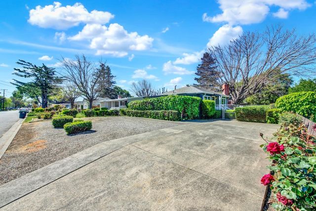 309 Hamilton Dr, Fairfield, CA 94533