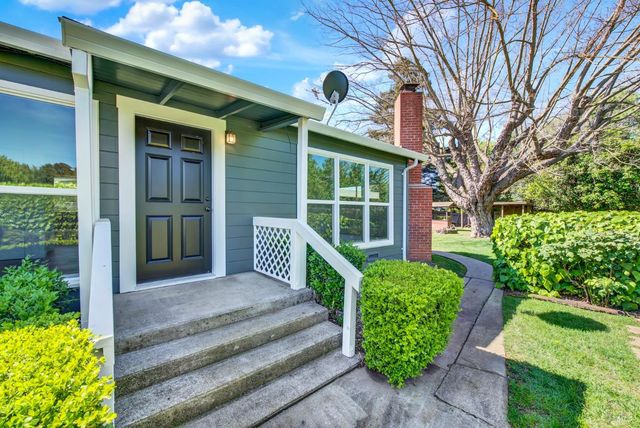 309 Hamilton Dr, Fairfield, CA 94533