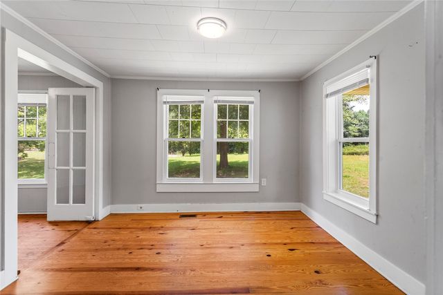 209 Moore Avenue, Walhalla, SC 29691