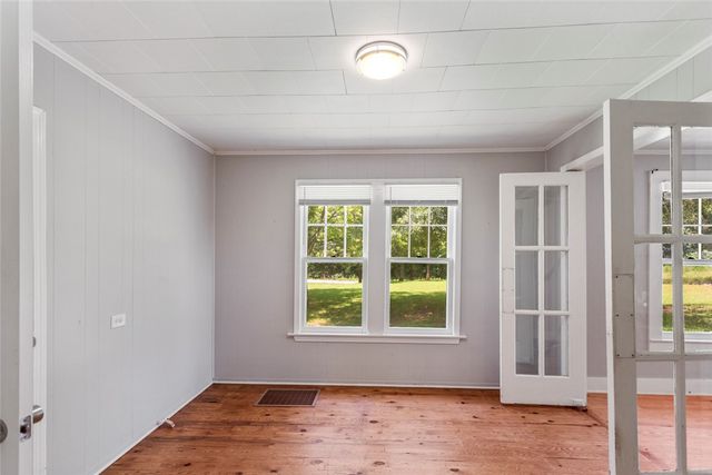 209 Moore Avenue, Walhalla, SC 29691