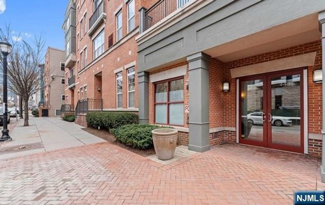 443 2nd Street 406, Jersey City, NJ 07302