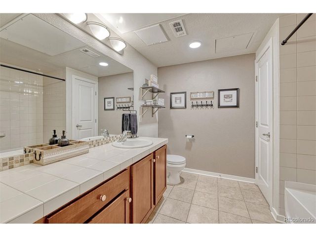 7240 W Custer Ave 412, Lakewood, CO 80226