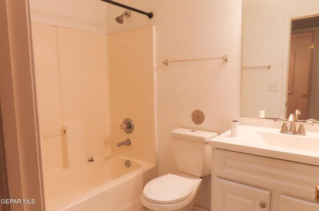 3493 YELLOW ROSE Street, El Paso, TX 79936