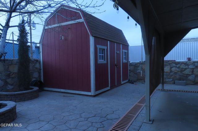 3493 YELLOW ROSE Street, El Paso, TX 79936