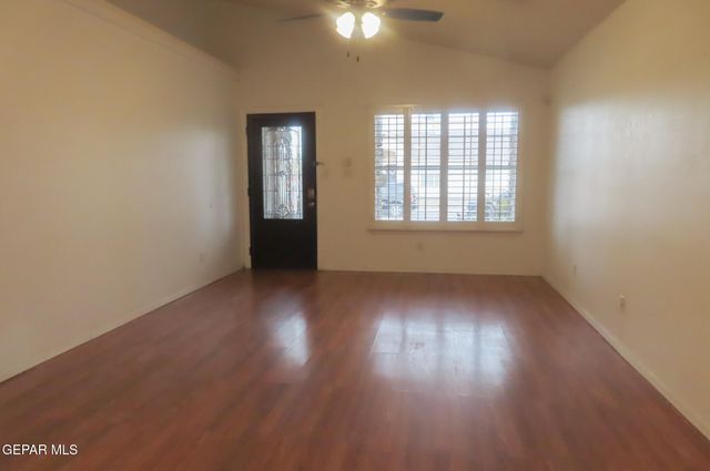 3493 YELLOW ROSE Street, El Paso, TX 79936