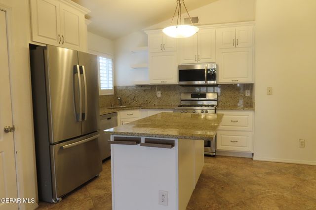 3493 YELLOW ROSE Street, El Paso, TX 79936