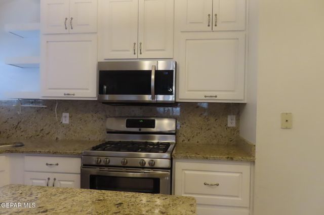 3493 YELLOW ROSE Street, El Paso, TX 79936