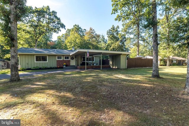 2338 BEDMINSTER RD, Perkasie, PA 18944