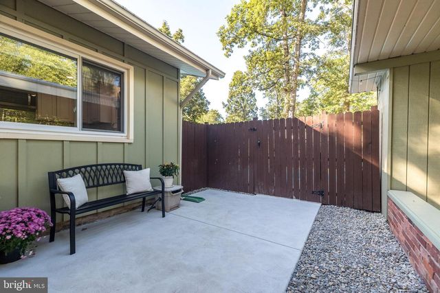 2338 BEDMINSTER RD, Perkasie, PA 18944