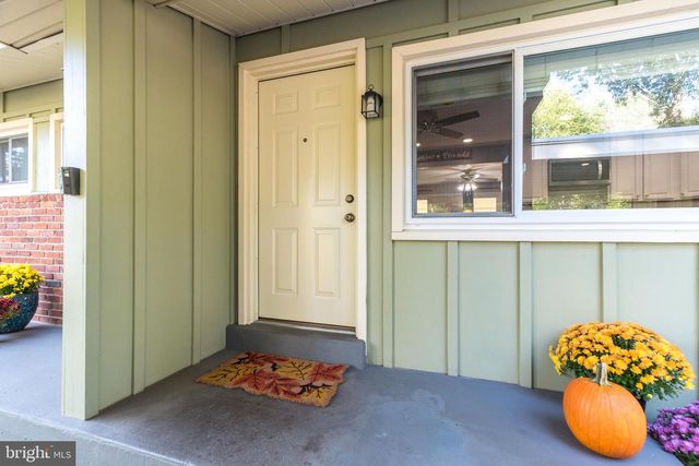 2338 BEDMINSTER RD, Perkasie, PA 18944