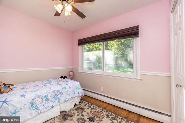 2338 BEDMINSTER RD, Perkasie, PA 18944