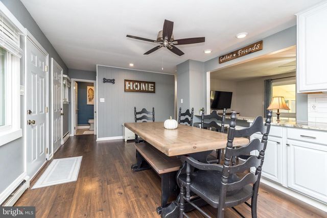 2338 BEDMINSTER RD, Perkasie, PA 18944