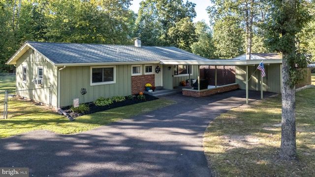 2338 BEDMINSTER RD, Perkasie, PA 18944