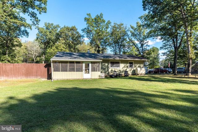 2338 BEDMINSTER RD, Perkasie, PA 18944