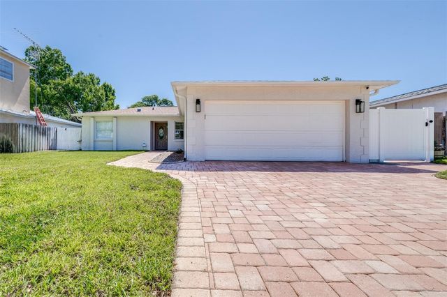 11147 LONGHILL DRIVE N, Pinellas Park, FL 33782