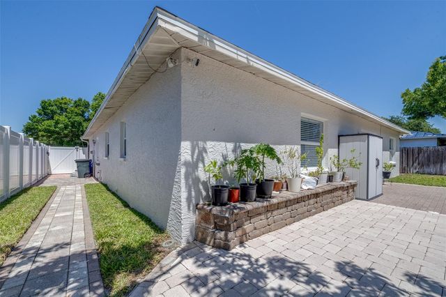11147 LONGHILL DRIVE N, Pinellas Park, FL 33782