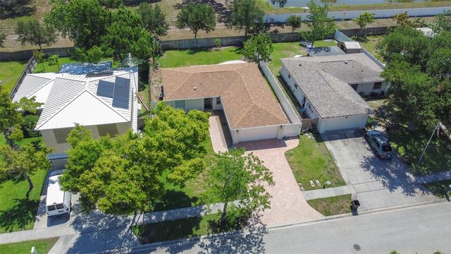 11147 LONGHILL DRIVE N, Pinellas Park, FL 33782