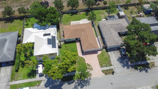 11147 LONGHILL DRIVE N, Pinellas Park, FL 33782