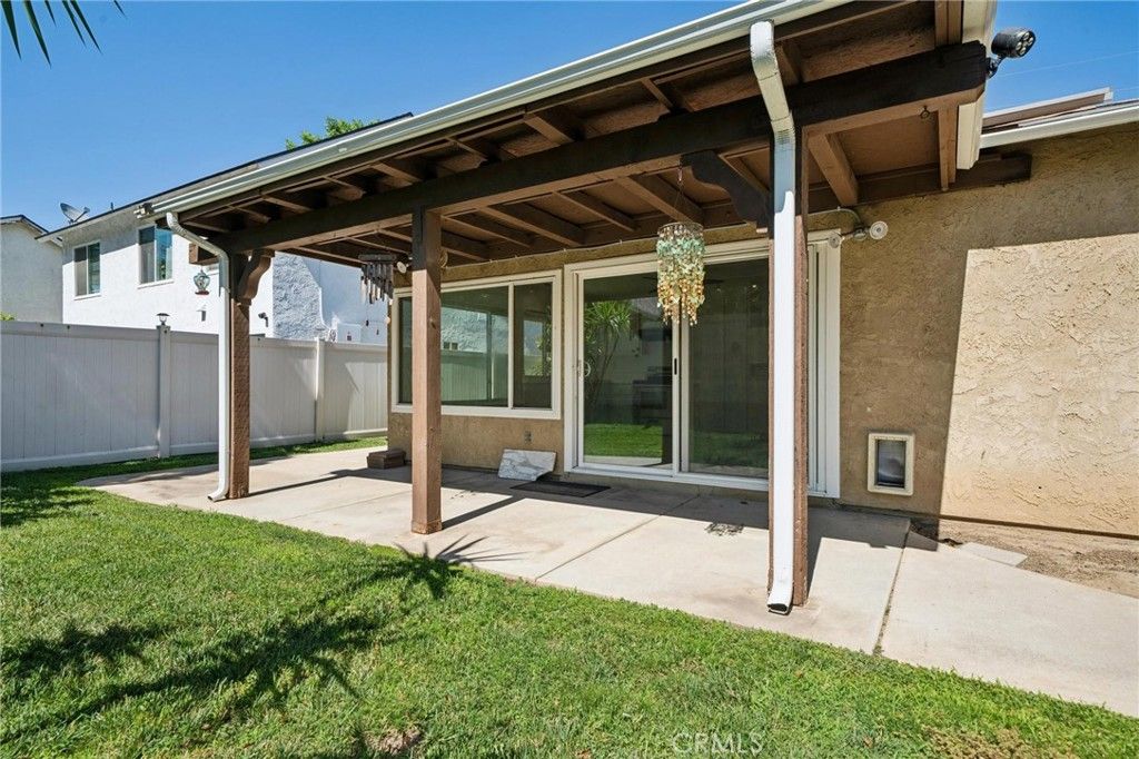 Image 22 of property listing at 25333 Via Dona Christa, Valencia, CA 91355