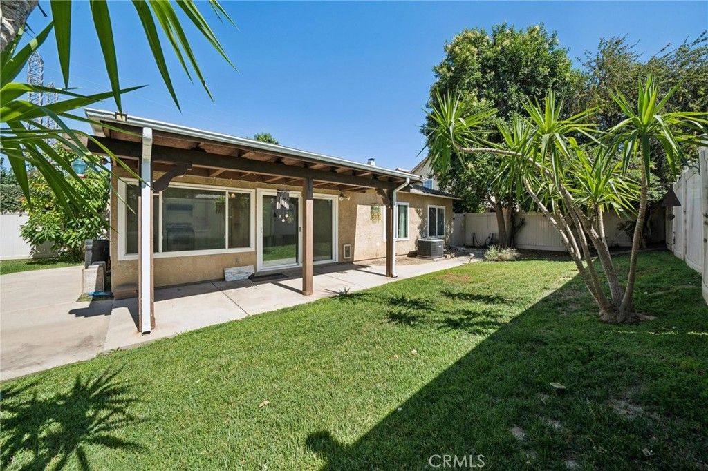 Image 24 of property listing at 25333 Via Dona Christa, Valencia, CA 91355