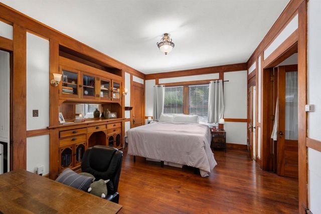 1050 Adella Avenue, Coronado, CA 92118