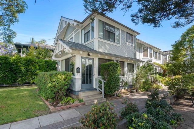 1050 Adella Avenue, Coronado, CA 92118