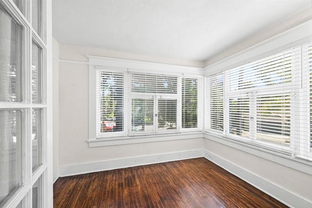 1050 Adella Avenue, Coronado, CA 92118