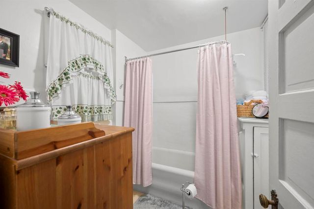 1050 Adella Avenue, Coronado, CA 92118