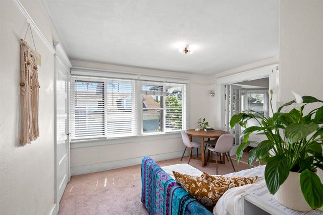 1050 Adella Avenue, Coronado, CA 92118