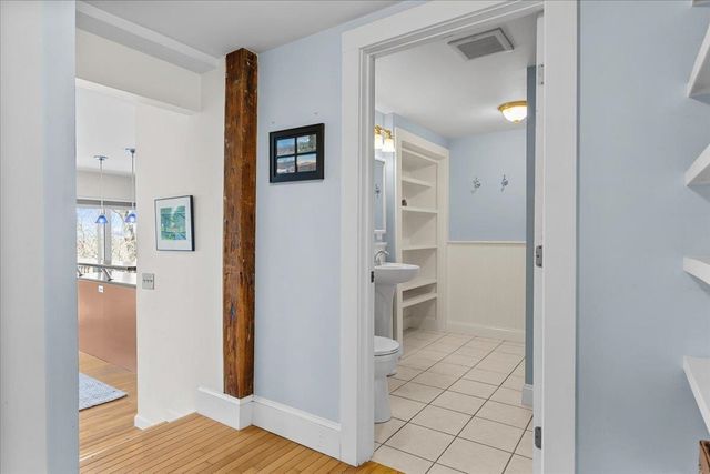 352 Colchester Ave 1, Burlington, VT 05401