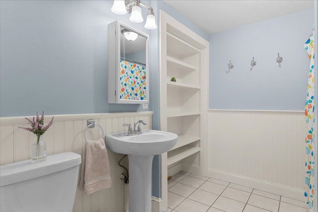 352 Colchester Ave 1, Burlington, VT 05401