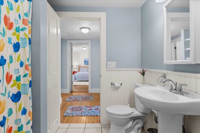 352 Colchester Ave 1, Burlington, VT 05401