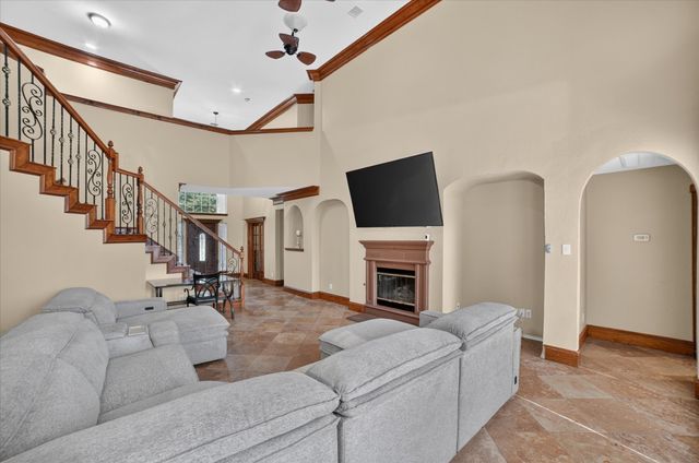 5002 Petersburg Drive, Rowlett, TX 75088